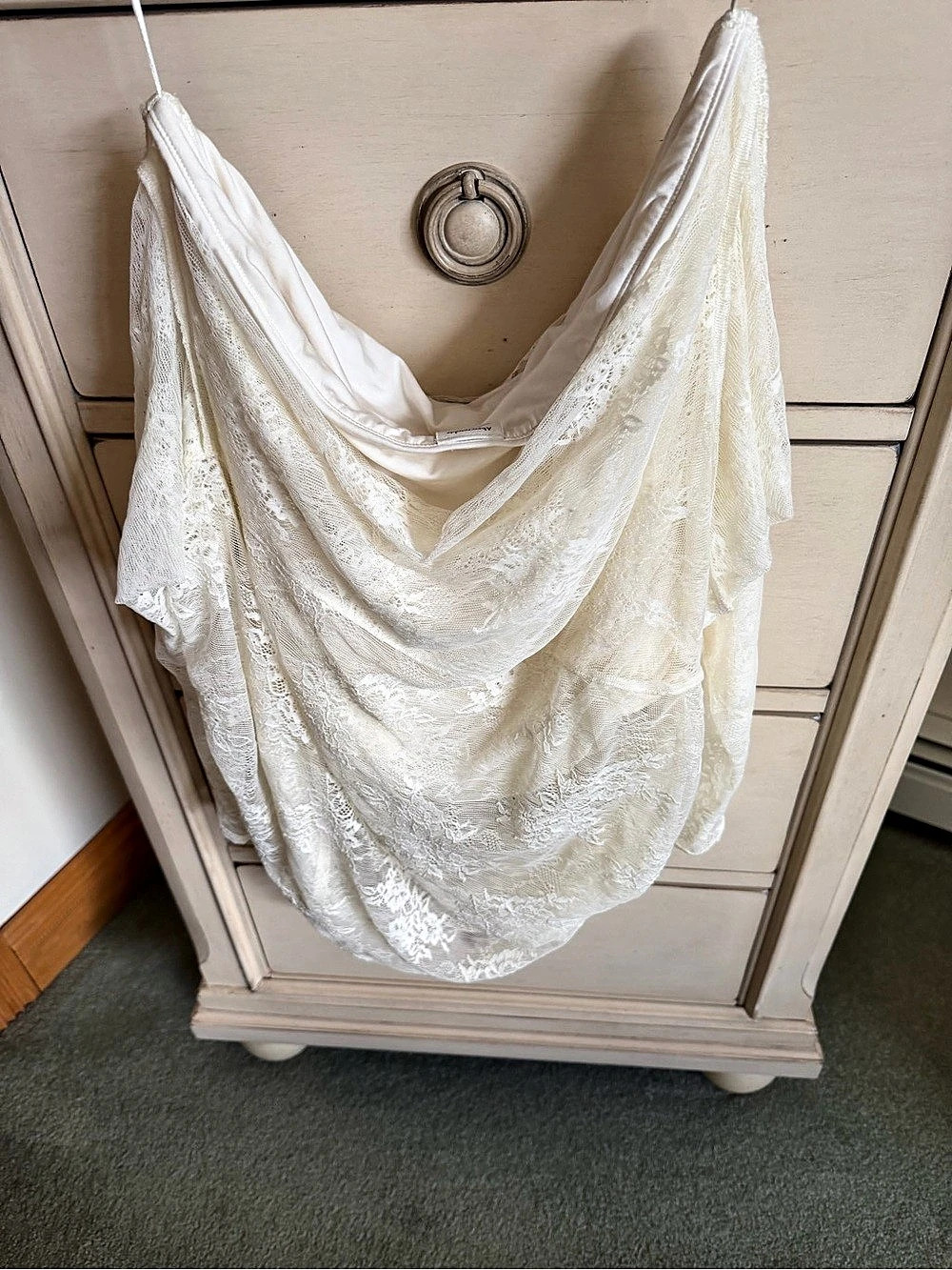 Abercrombie & Fitch Lace Off-The-Shoulder Top White Large
